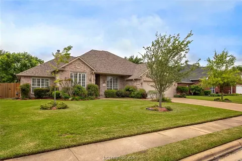 3927 Park Hurst Dr, Bryan, TX 77802 photo 3