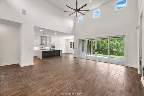 3625 River Birch Cir, Bryan, TX 77807 photo 9
