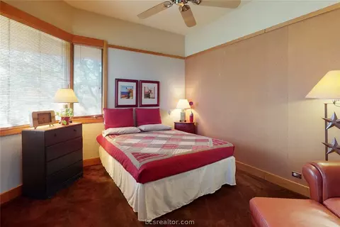 2421 E Briargate Dr, Bryan, TX 77802 photo 22