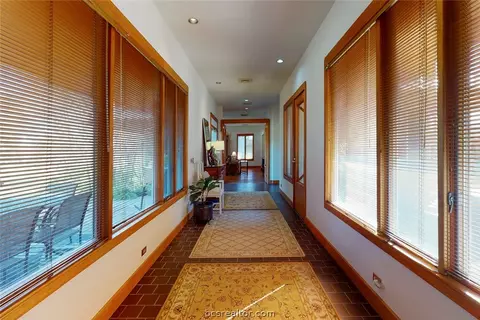 2421 E Briargate Dr, Bryan, TX 77802 photo 10