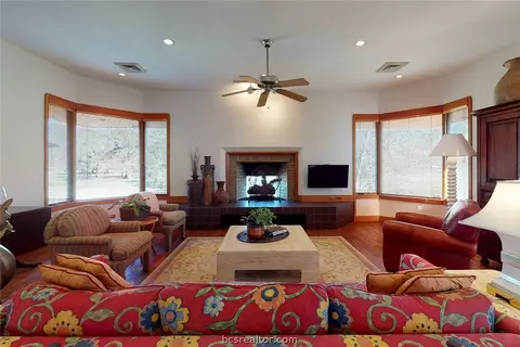2421 E Briargate Dr, Bryan, TX 77802 photo 14