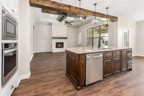 5116 Maroon Creek Dr, Bryan, TX 77802 photo 14