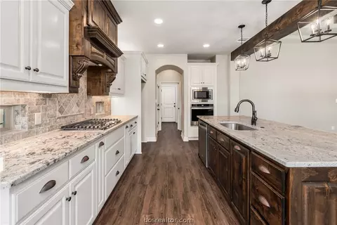 5116 Maroon Creek Dr, Bryan, TX 77802 photo 15