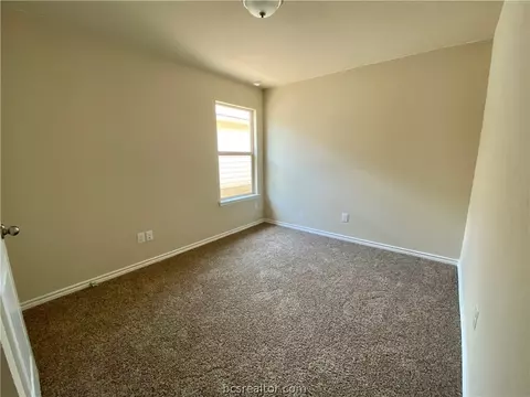 1916 Cartwright St, Bryan, TX 77807 photo 9