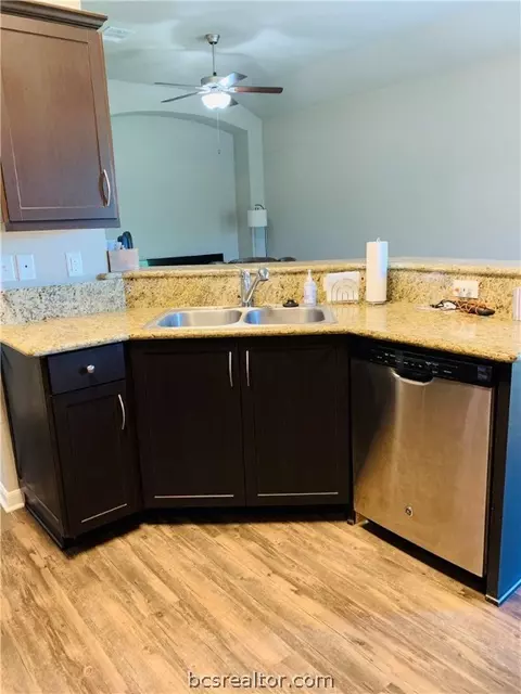 3036 Positano Dr, Bryan, TX 77808 photo 11