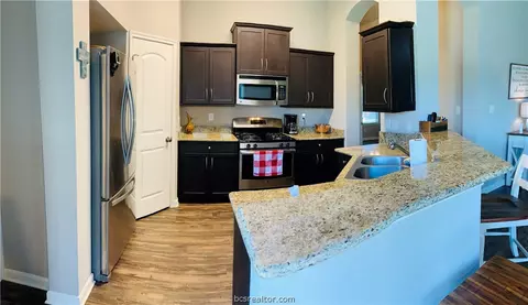 3036 Positano Dr, Bryan, TX 77808 photo 10