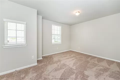 990 Crossing Dr, Bryan, TX 77803 photo 31