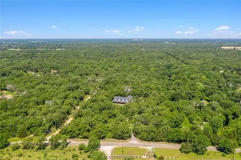 9191 Hensarling Ln, Bryan, TX 77808 photo 3