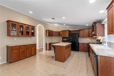 5520 Wellhead Ln, Bryan, TX 77808 photo 7