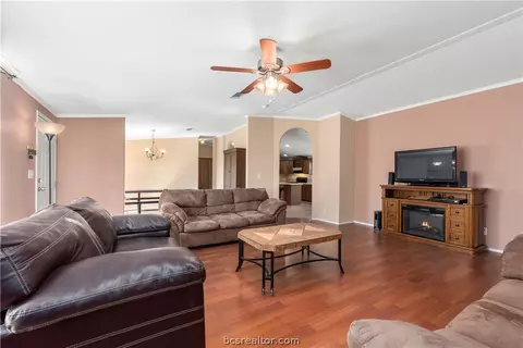 5520 Wellhead Ln, Bryan, TX 77808 photo 5