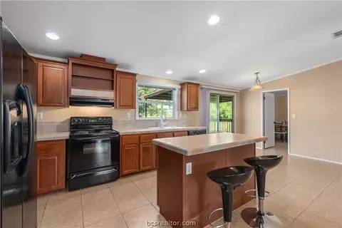 5520 Wellhead Ln, Bryan, TX 77808 photo 8