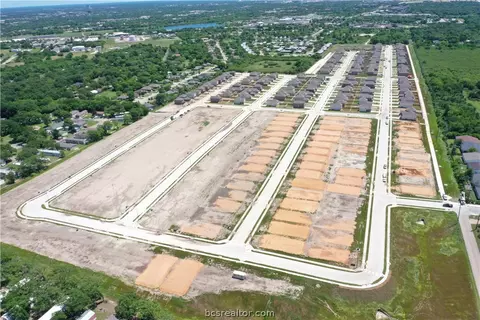 978 Crossing Dr, Bryan, TX 77803 photo 23