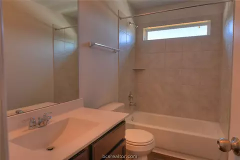 978 Crossing Dr, Bryan, TX 77803 photo 17