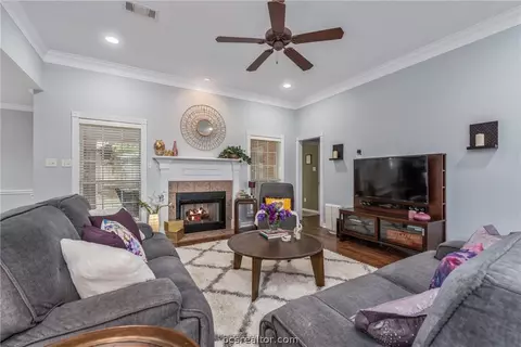 5204 Draycott Ct, Bryan, TX 77802 photo 7