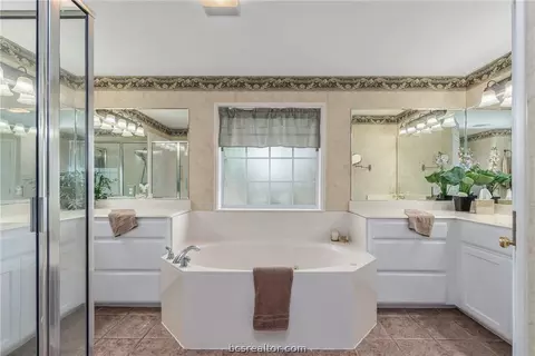 5204 Draycott Ct, Bryan, TX 77802 photo 19