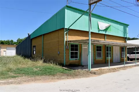 116 E Gause Blvd, Gause, TX 77857 photo 1