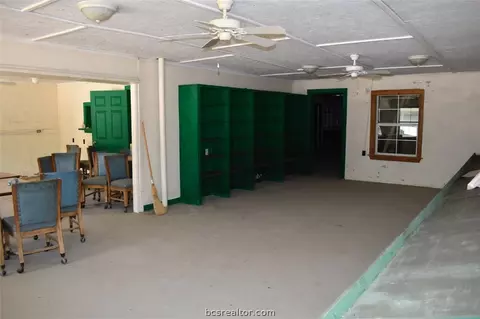 116 E Gause Blvd, Gause, TX 77857 photo 4