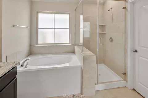 2111 Stubbs Dr, Bryan, TX 77807 photo 22