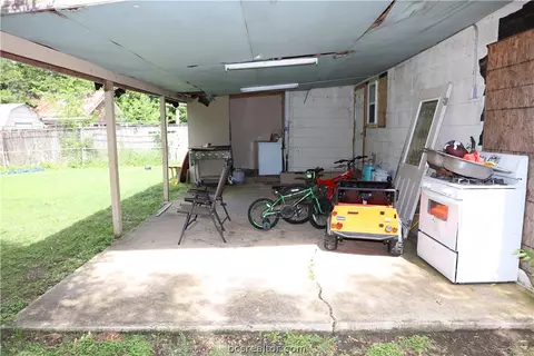 504 E 24th St, Bryan, TX 77803 photo 17