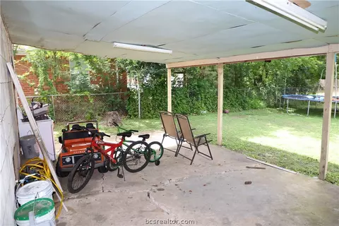 504 E 24th St, Bryan, TX 77803 photo 20