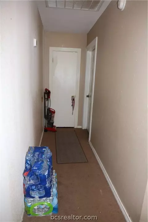 504 E 24th St, Bryan, TX 77803 photo 4