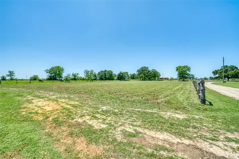5236 Malone Rd, Midway, TX 75852 photo 3