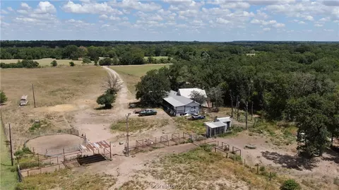 1720 Cr 347 Loop, Gause, TX 77857 photo 1