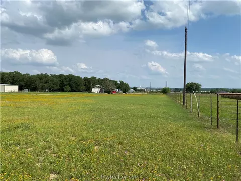 1720 Cr 347 Loop, Gause, TX 77857 photo 8