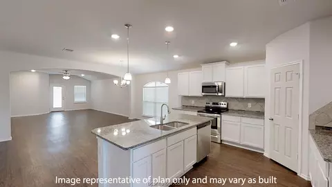 1900 Cartwright St, Bryan, TX 77807 photo 7