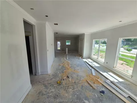429 Marble Falls Dr, Bryan, TX 77803 photo 3