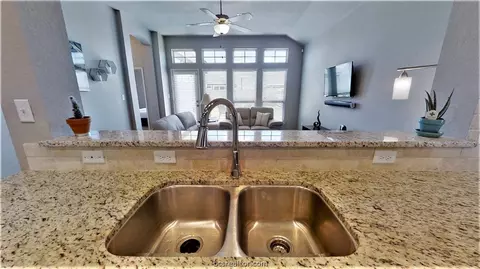 2016 Stubbs Dr, Bryan, TX 77807 photo 11