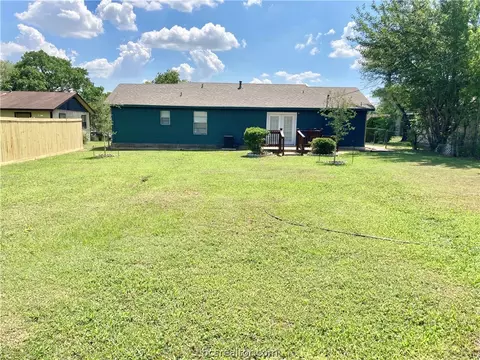 804 Dumas Dr, Bryan, TX 77803 photo 18