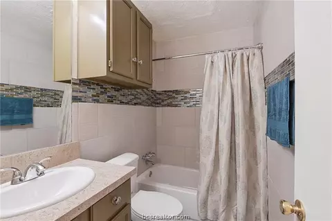804 Dumas Dr, Bryan, TX 77803 photo 12