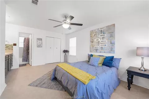 804 Dumas Dr, Bryan, TX 77803 photo 8