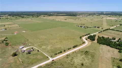 5955 Zweifel Rd, Bryan, TX 77808 photo 2
