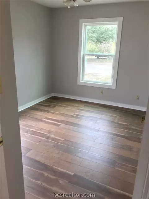 1406 E 25th St, Bryan, TX 77803 photo 13