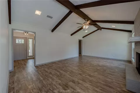 2811 Hillside Dr, Bryan, TX 77802 photo 6