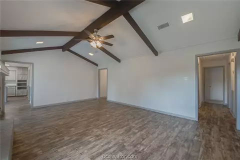 2811 Hillside Dr, Bryan, TX 77802 photo 8