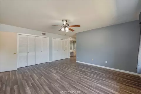 2318 Wayside Dr, Bryan, TX 77802 photo 16