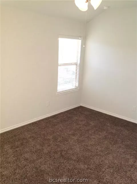 1923 Cartwright St, Bryan, TX 77807 photo 6