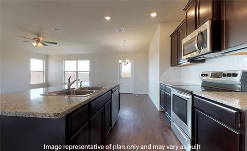1925 Thorndyke Ln, Bryan, TX 77807 photo 3