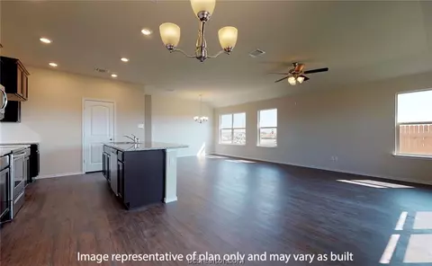 1925 Thorndyke Ln, Bryan, TX 77807 photo 4