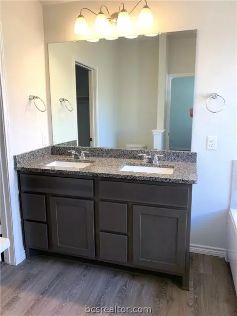 1925 Thorndyke Ln, Bryan, TX 77807 photo 27