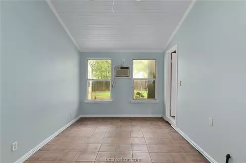 1400 E 28th St, Bryan, TX 77802 photo 12