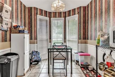 2500 Pinon Ct, Bryan, TX 77802 photo 8