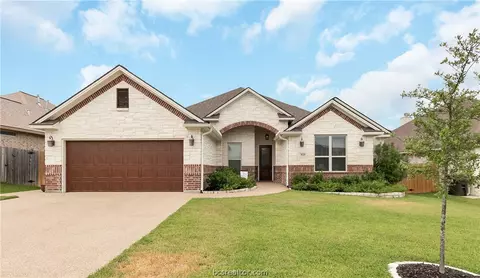 3026 Embers Loop, Bryan, TX 77808 photo 2