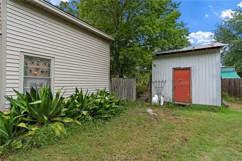 3701 Stevens Dr, Bryan, TX 77808 photo 12