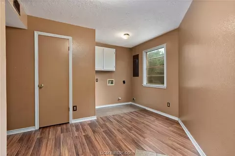 3701 Stevens Dr, Bryan, TX 77808 photo 11