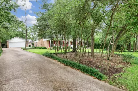 3208 Turtle Grv, Bryan, TX 77807 photo 3