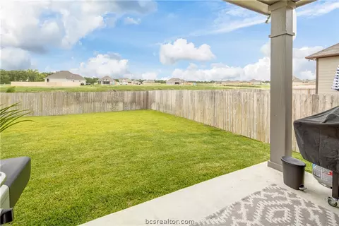 2009 Markley Dr, Bryan, TX 77807 photo 26